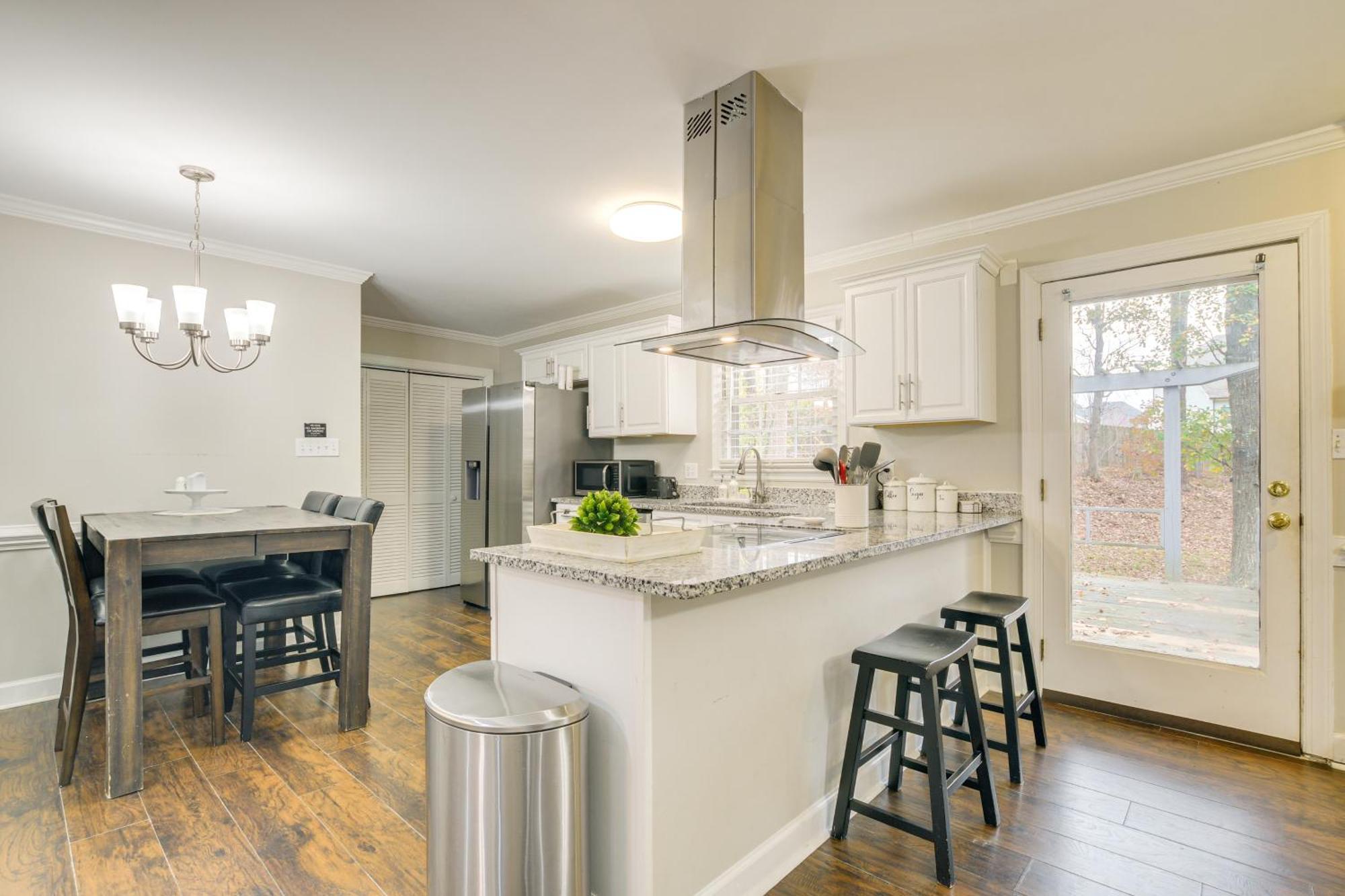 Serene Family Home With Deck In Knightdale! Eksteriør billede